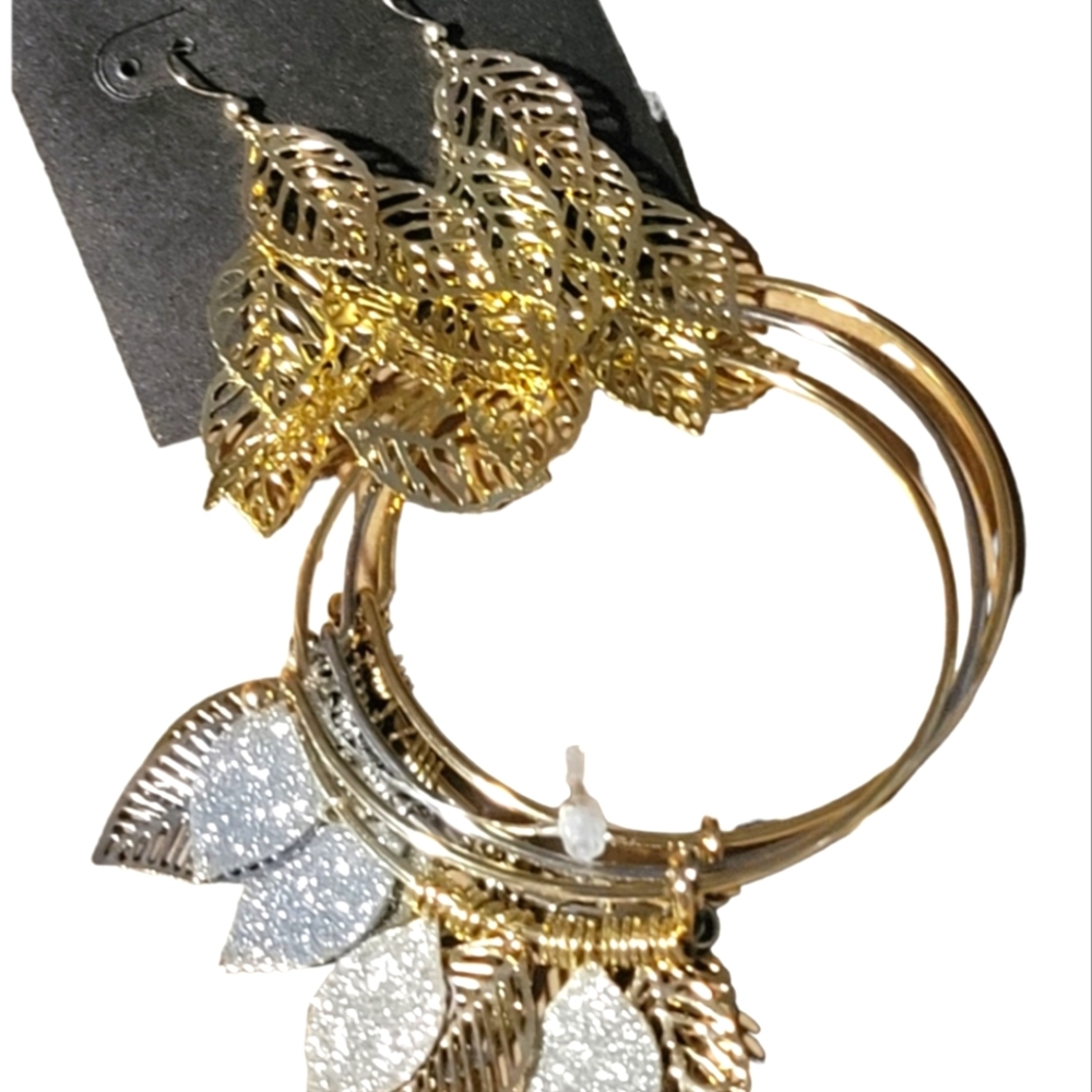 New Bundle Of Leaf Bangles And Matching Leaf Earr… - image 1